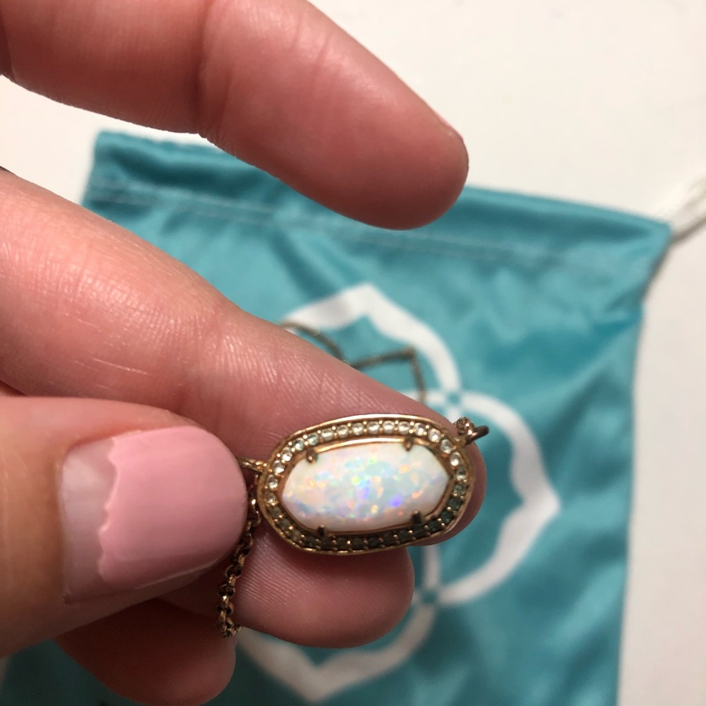 Kendra Scott Necklace